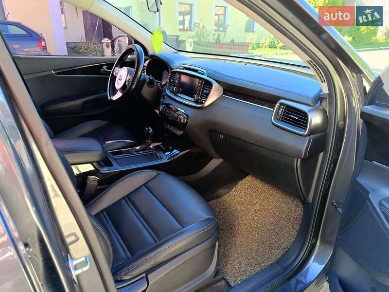 Внедорожник / Кроссовер Kia Sorento 2015 в Жовкве