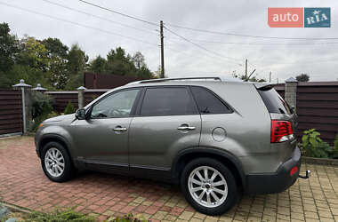 Внедорожник / Кроссовер Kia Sorento 2010 в 