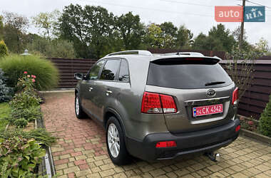 Внедорожник / Кроссовер Kia Sorento 2010 в 