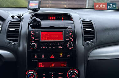 Внедорожник / Кроссовер Kia Sorento 2010 в 