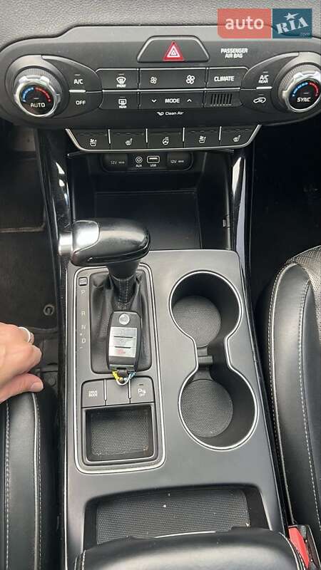 Позашляховик / Кросовер Kia Sorento 2015 в Києві фото 21 Позашляховик / Кросовер Kia Sorento 2015 в Києві
