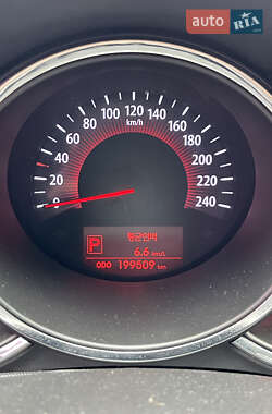 Внедорожник / Кроссовер Kia Sorento 2011 в 