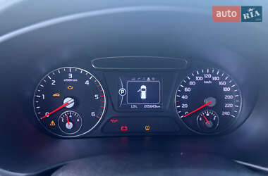Внедорожник / Кроссовер Kia Sorento 2016 в 