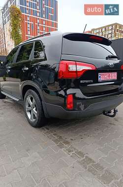 Внедорожник / Кроссовер Kia Sorento 2014 в 