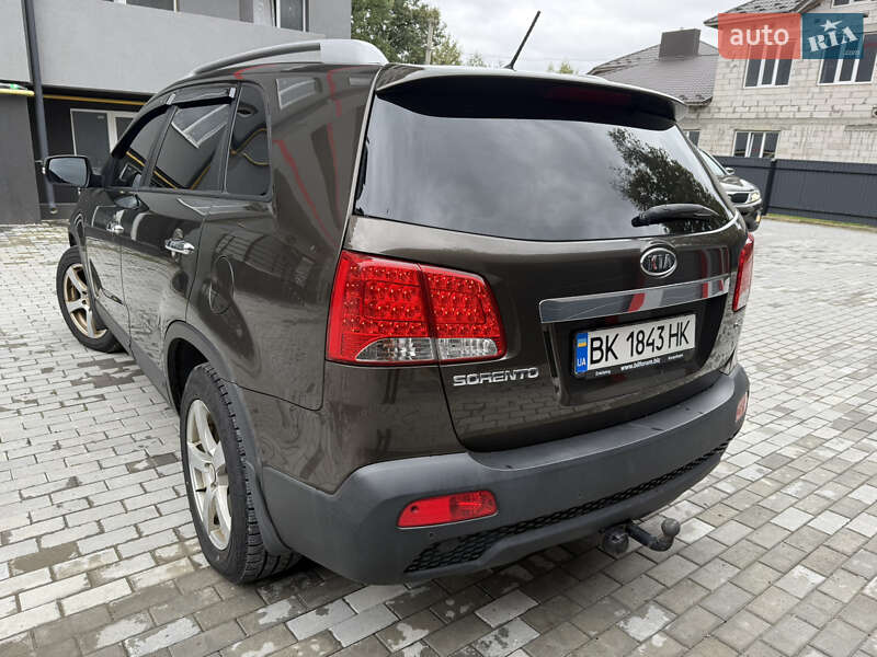Внедорожник / Кроссовер Kia Sorento 2010 в Борщеве