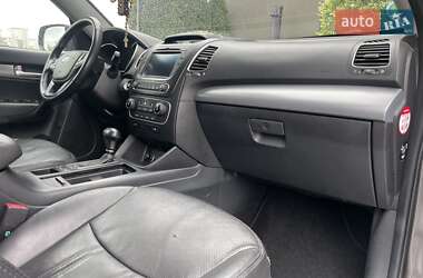 Внедорожник / Кроссовер Kia Sorento 2014 в 