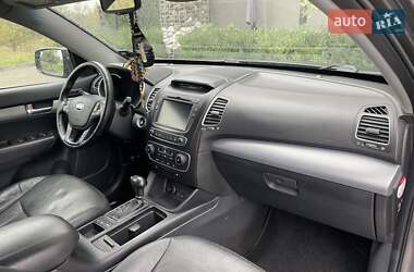 Внедорожник / Кроссовер Kia Sorento 2014 в 