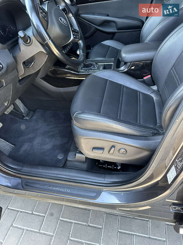 Позашляховик / Кросовер Kia Sorento 2019 в Житомирі