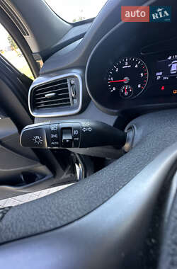 Внедорожник / Кроссовер Kia Sorento 2019 в 