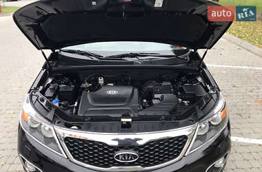 Внедорожник / Кроссовер Kia Sorento 2012 в 