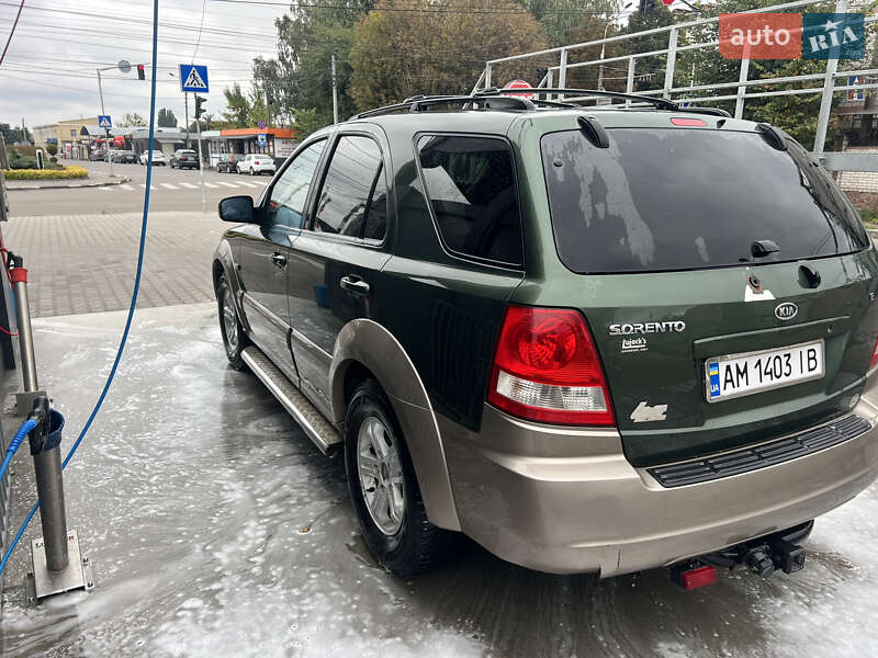Внедорожник / Кроссовер Kia Sorento 2004 в Житомире