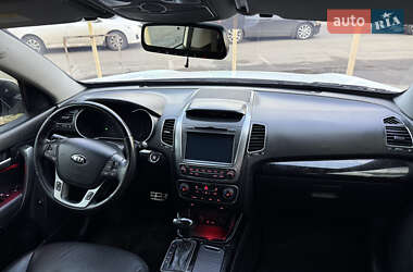 Внедорожник / Кроссовер Kia Sorento 2014 в 