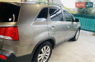 Внедорожник / Кроссовер Kia Sorento 2011 в 