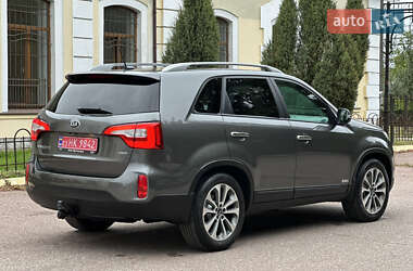 Внедорожник / Кроссовер Kia Sorento 2014 в 