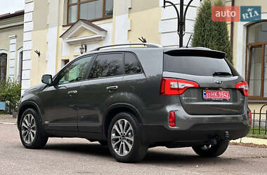Внедорожник / Кроссовер Kia Sorento 2014 в 