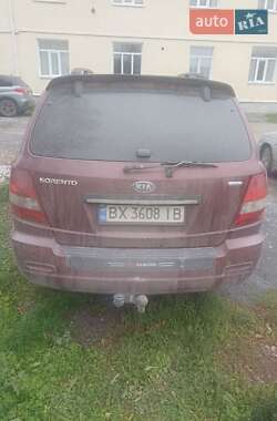 Внедорожник / Кроссовер Kia Sorento 2003 в 