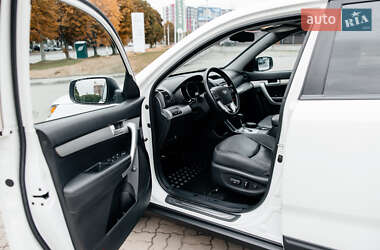 Внедорожник / Кроссовер Kia Sorento 2010 в 