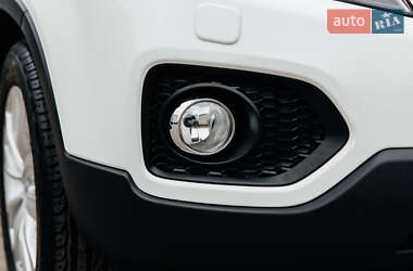 Внедорожник / Кроссовер Kia Sorento 2010 в 