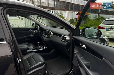 Внедорожник / Кроссовер Kia Sorento 2018 в 