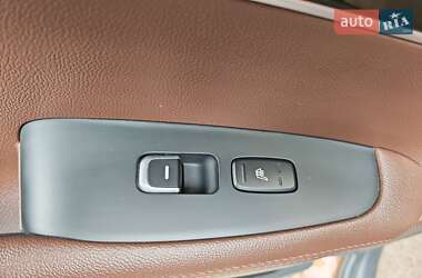 Внедорожник / Кроссовер Kia Sorento 2015 в 