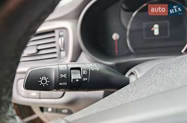 Внедорожник / Кроссовер Kia Sorento 2015 в 