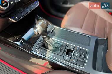 Позашляховик / Кросовер Kia Sorento 2017 в 