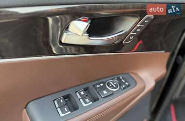 Позашляховик / Кросовер Kia Sorento 2017 в 