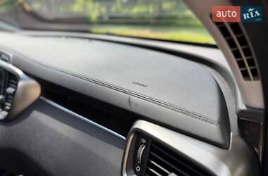 Позашляховик / Кросовер Kia Sorento 2017 в 