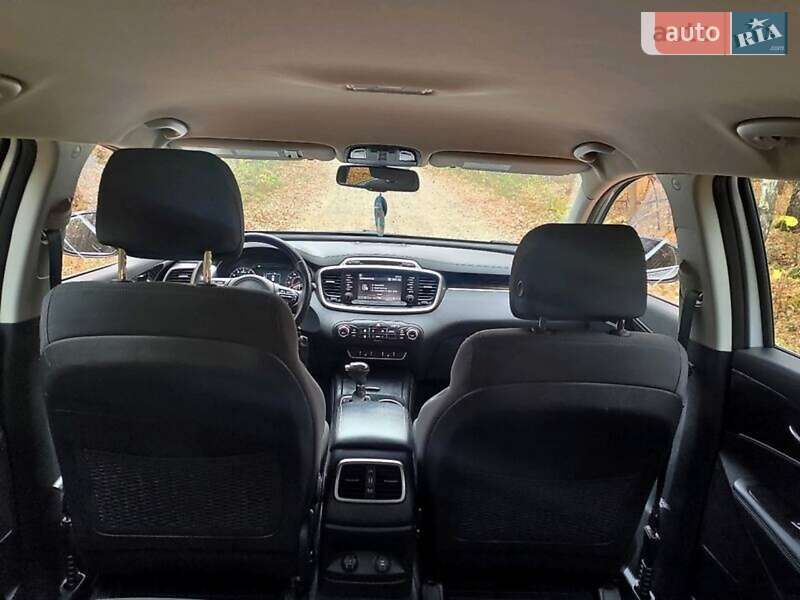 Внедорожник / Кроссовер Kia Sorento 2016 в Ивано-Франковске