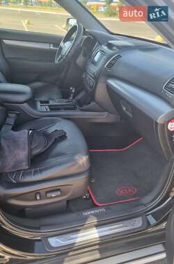 Внедорожник / Кроссовер Kia Sorento 2014 в 