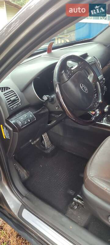 Внедорожник / Кроссовер Kia Sorento 2013 в Камне-Каширском