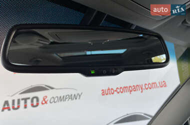Внедорожник / Кроссовер Kia Sorento 2012 в 