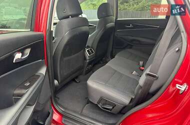 Внедорожник / Кроссовер Kia Sorento 2016 в 