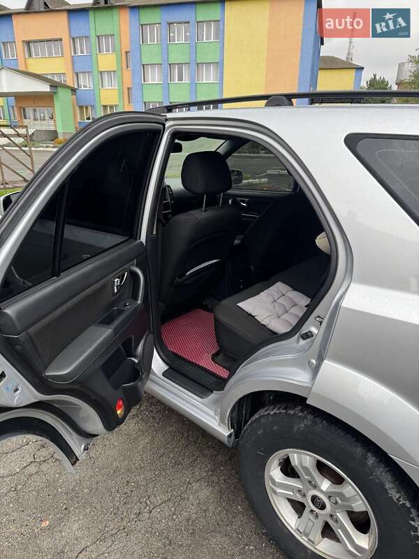 Позашляховик / Кросовер Kia Sorento 2006 в Дунаївцях фото 7 Позашляховик / Кросовер Kia Sorento 2006 в Дунаївцях
