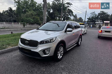 Позашляховик / Кросовер Kia Sorento 2015 в 