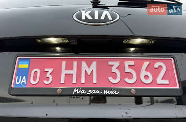 Внедорожник / Кроссовер Kia Sorento 2014 в 