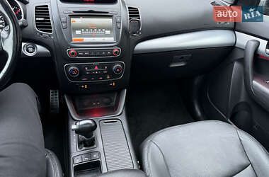 Внедорожник / Кроссовер Kia Sorento 2014 в 