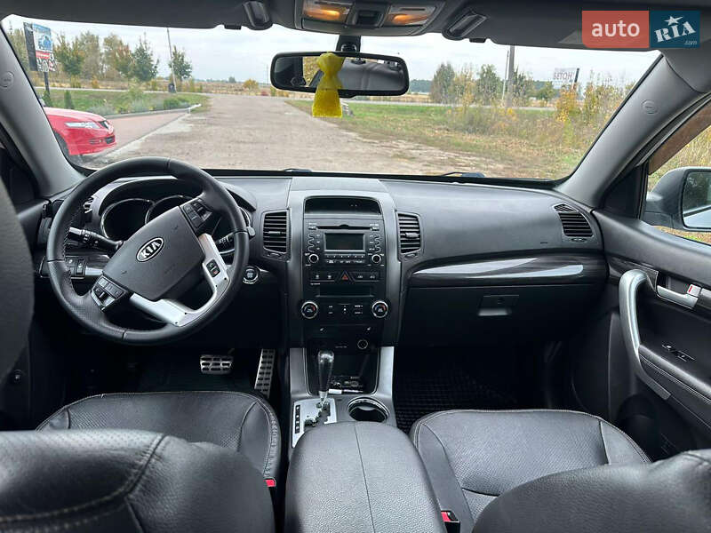 Позашляховик / Кросовер Kia Sorento 2012 в Козелеці