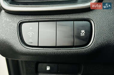 Внедорожник / Кроссовер Kia Sorento 2015 в 