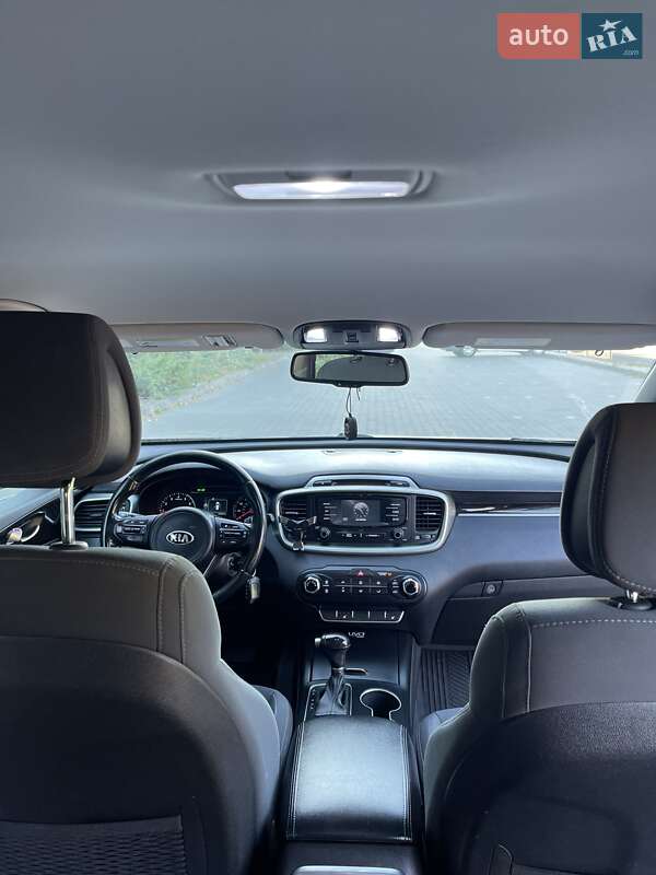 Внедорожник / Кроссовер Kia Sorento 2016 в Белой Церкви