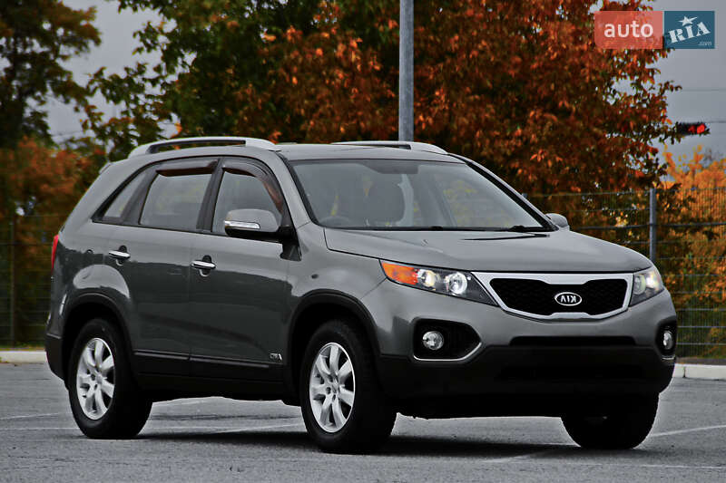 Внедорожник / Кроссовер Kia Sorento 2012 в Днепре