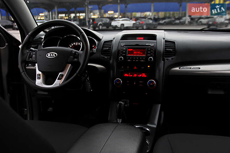 Внедорожник / Кроссовер Kia Sorento 2012 в Днепре