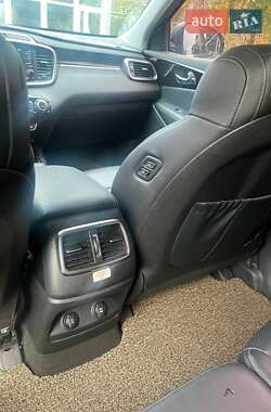 Внедорожник / Кроссовер Kia Sorento 2018 в 