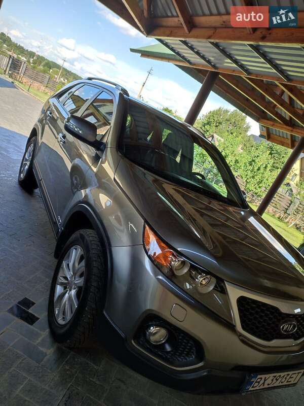 Внедорожник / Кроссовер Kia Sorento 2012 в Костополе
