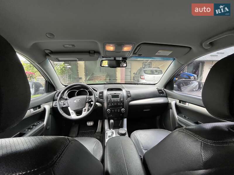 Внедорожник / Кроссовер Kia Sorento 2012 в Костополе