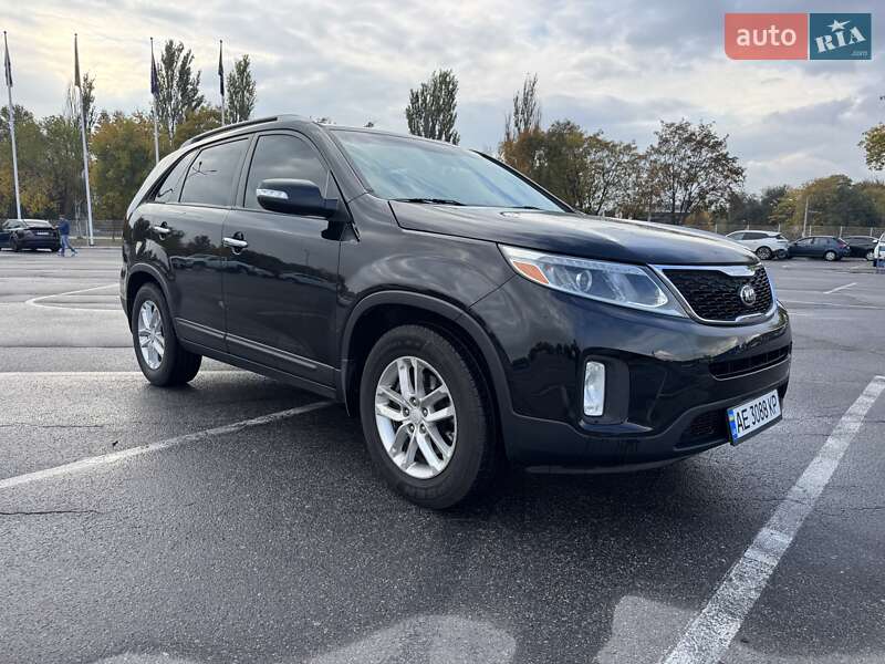 Внедорожник / Кроссовер Kia Sorento 2014 в Днепре