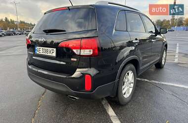 Позашляховик / Кросовер Kia Sorento 2014 в 