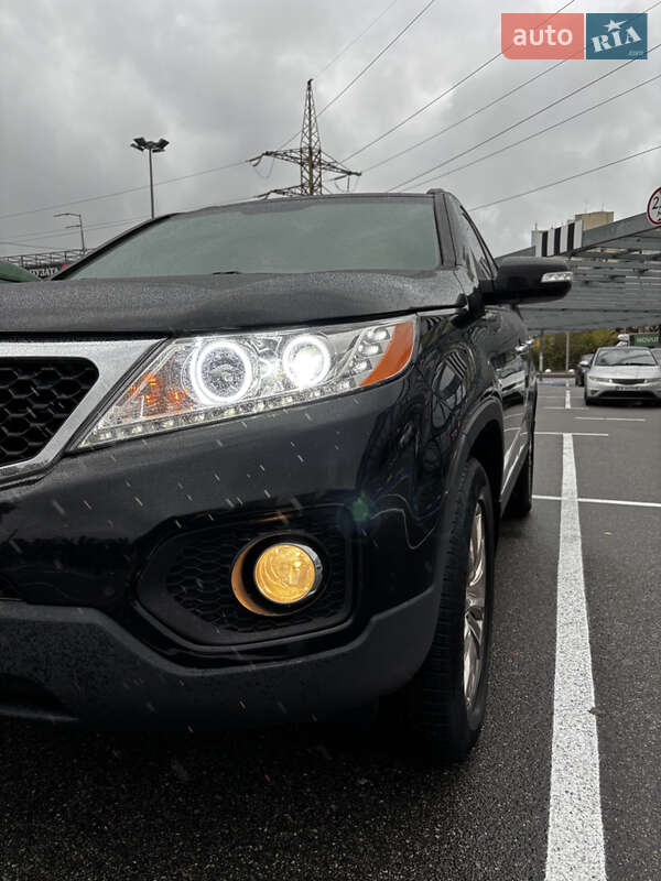 Внедорожник / Кроссовер Kia Sorento 2010 в Киеве
