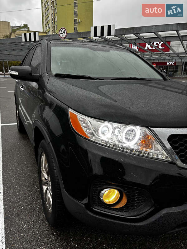 Внедорожник / Кроссовер Kia Sorento 2010 в Киеве