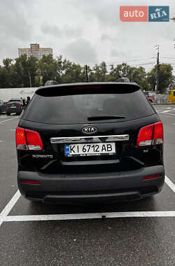 Внедорожник / Кроссовер Kia Sorento 2010 в 